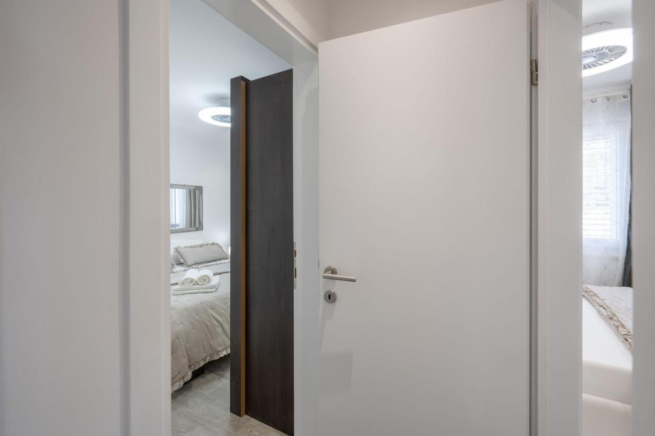 Jasenka Apartment Zavalatica Esterno foto